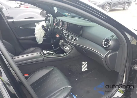 2019 Mercedes-Benz E 300 4Matic из США, поврежденный, VIN WDDZF4KB6KA625307